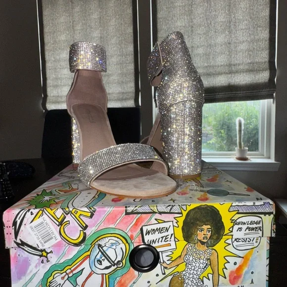 Jeffrey Campbell Glittering Silver Heels - Picture 5 of 5